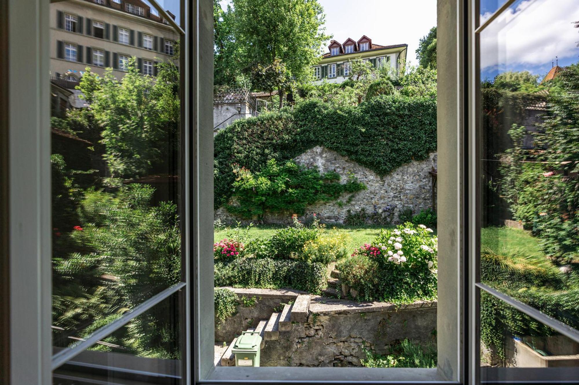 Historische Wohnung Im Herzen Der Thuner Altstadt מראה חיצוני תמונה