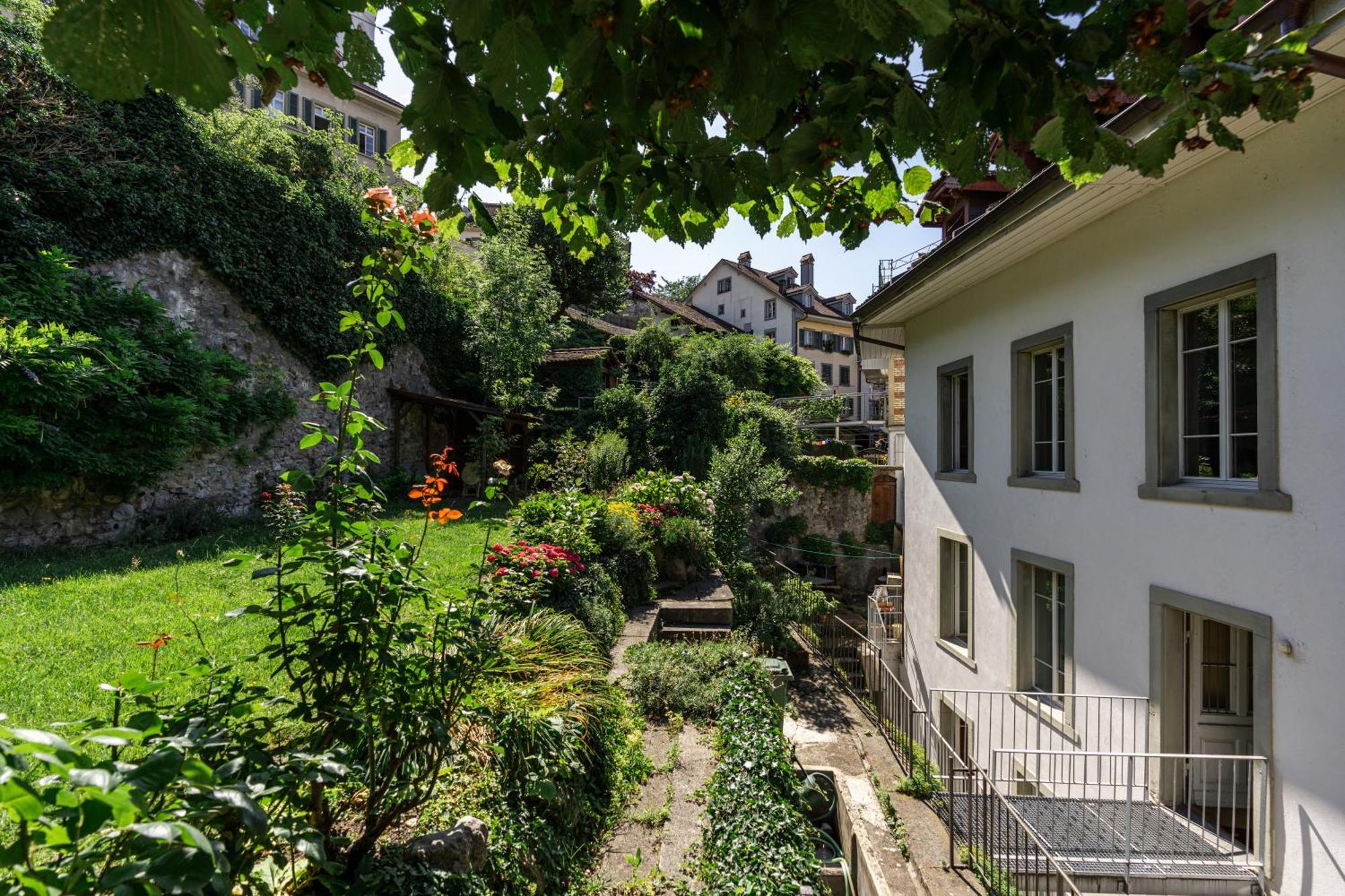 Historische Wohnung Im Herzen Der Thuner Altstadt מראה חיצוני תמונה
