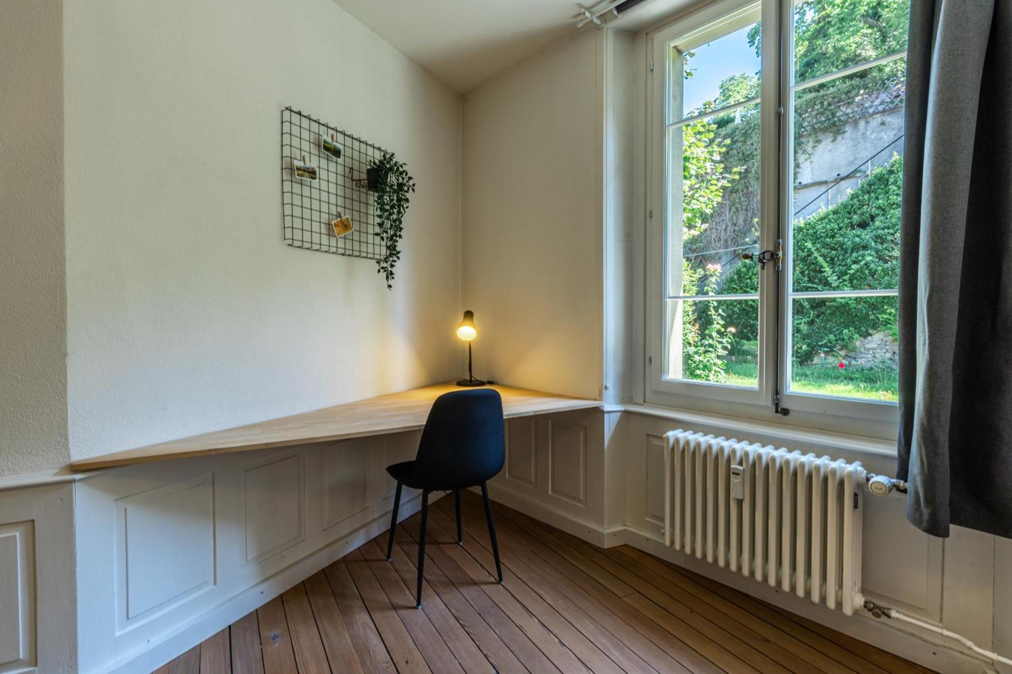 Historische Wohnung Im Herzen Der Thuner Altstadt מראה חיצוני תמונה